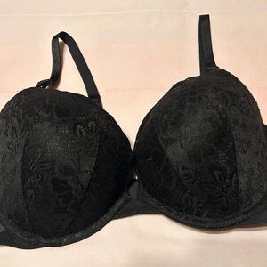 Victoria's Secret Black Lace Push Up 38D Back Closure Bra